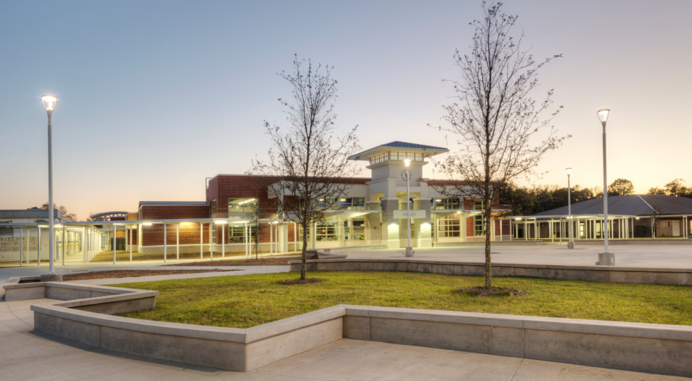 Exterior view of the front of a high school